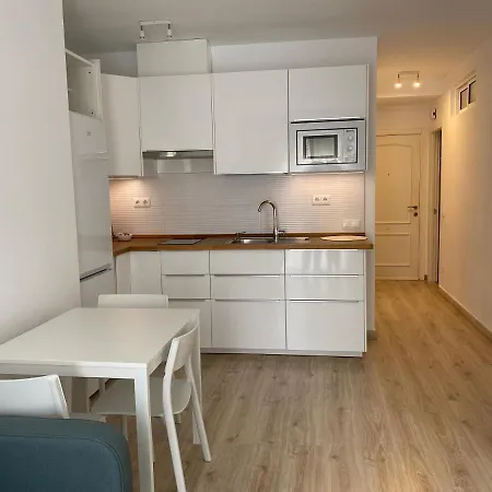 Apartamento Lovely Victoria, Acogedor Y Céntrico.